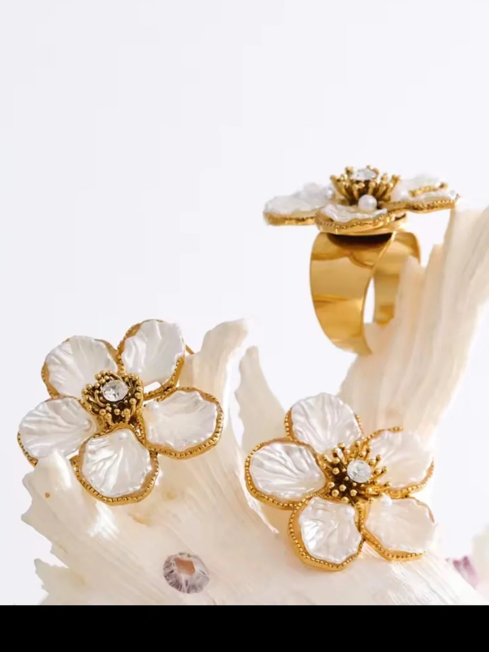 Anthropologie elegant floral